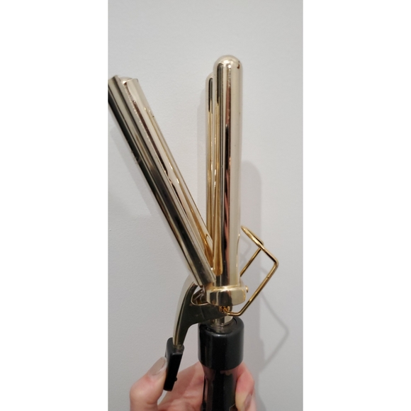 GOLD 'N HOT Triple Barrel Hair Waver - Picture 4 of 8